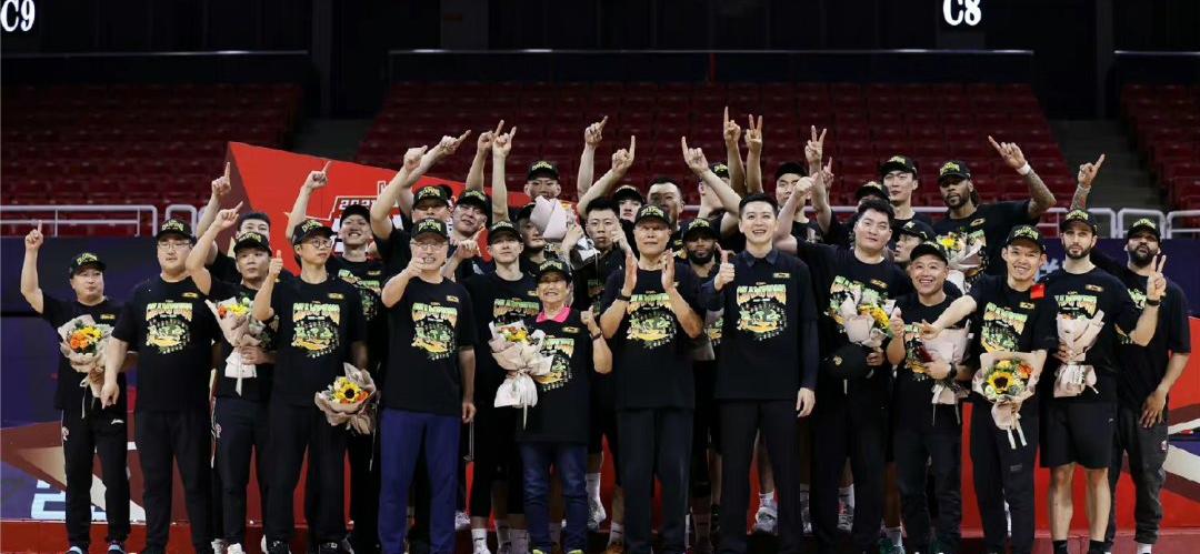 辽宁男篮张镇麟怎么没有上场_张镇麟续约辽宁男篮四年