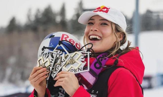 谷爱凌成世锦赛双冠王_谷爱凌世锦赛双冠王