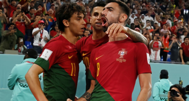 2018年葡萄牙vs乌拉圭_葡萄牙2-0乌拉圭 晋级16强