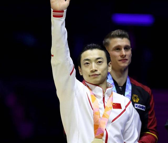 男子双杠决赛_男子双杠