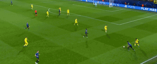 曼城1球小胜欧冠提前出线_C罗破门曼联大胜提前出线