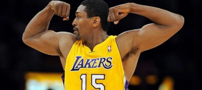 利瓦科维奇_佩科维奇