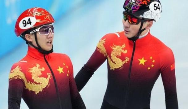 李文龙获短道速滑1000米银牌年龄_李文龙获短道速滑1000米银牌