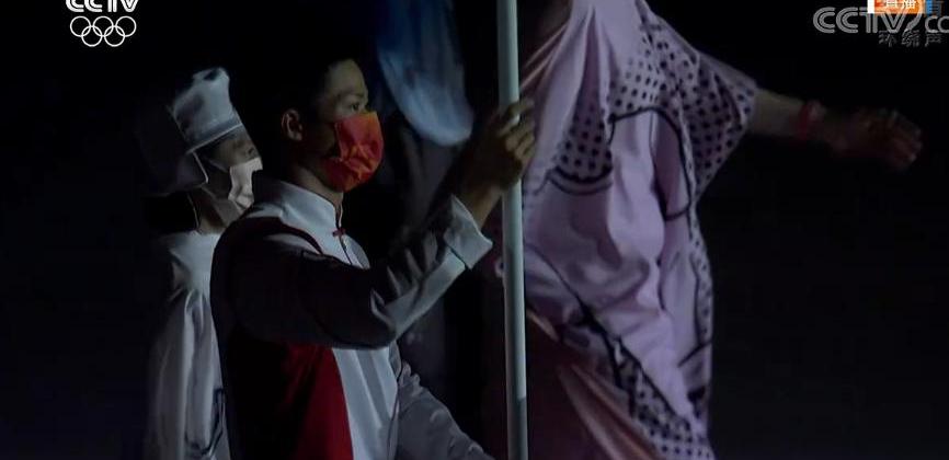 闭幕式现光之五环是现场吗(闭幕式现光之五环)